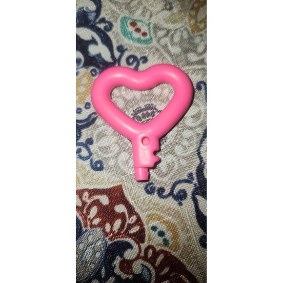 Vintage Fisher Price 1985 Dress Up Vanity Accessories - Incomplete - Picture 4 of 4